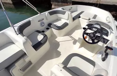Boat without licence / B542 Nereo (5p)