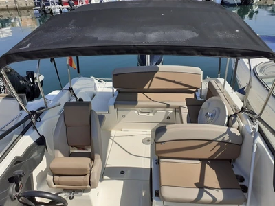 Speedboat with licence / F675 Cruiser (8p)
