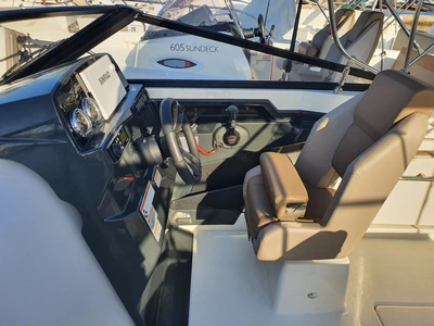 Speedboat with licence / F675 Cruiser (8p)