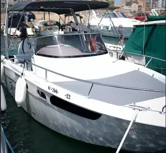 Boat with skipper / JS780 Saver (9p)