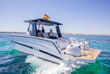 Boat with skipper / SK30 Smile-K30 (12p)